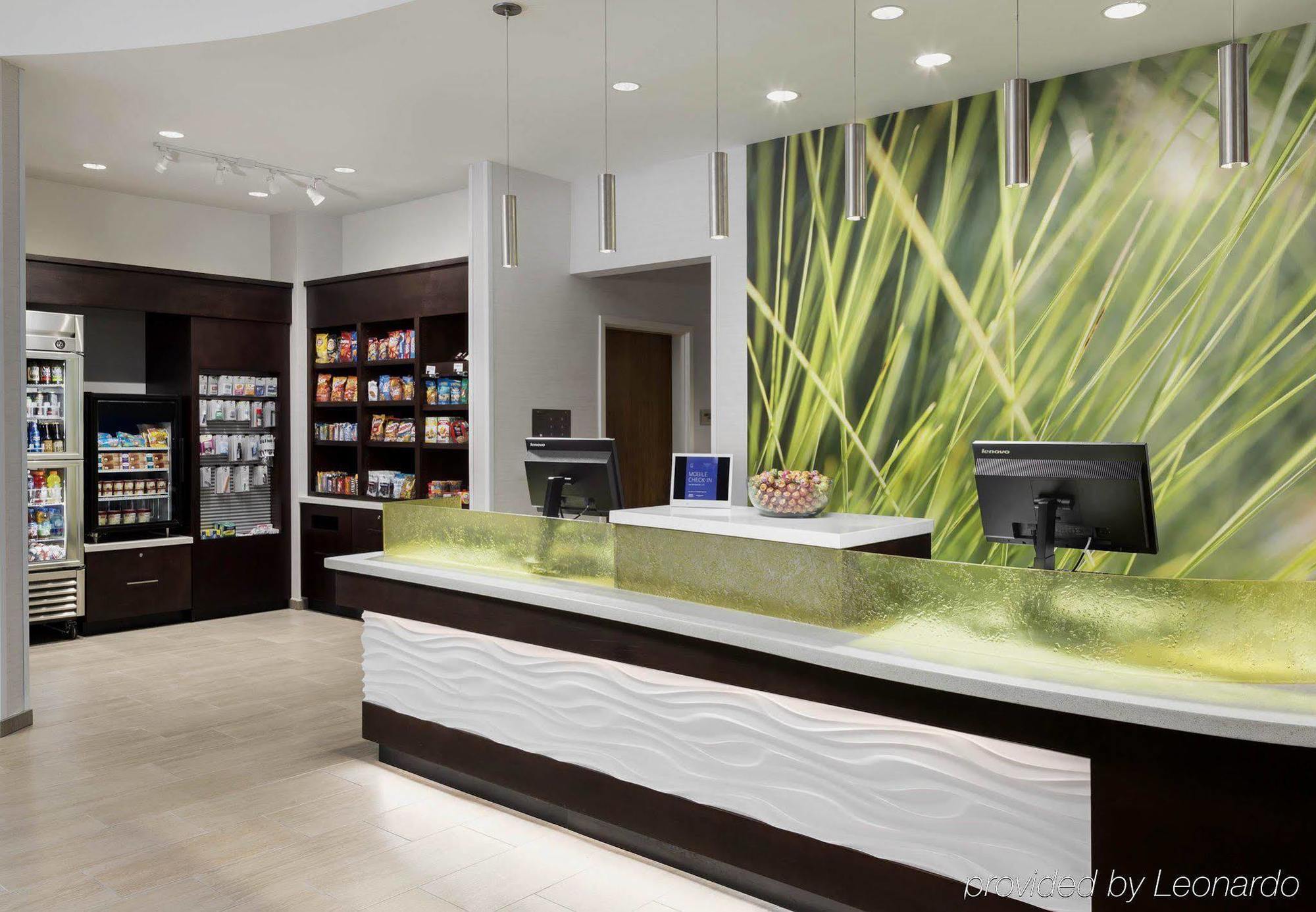 Hotel Springhill By Marriott Mission Valley 3*